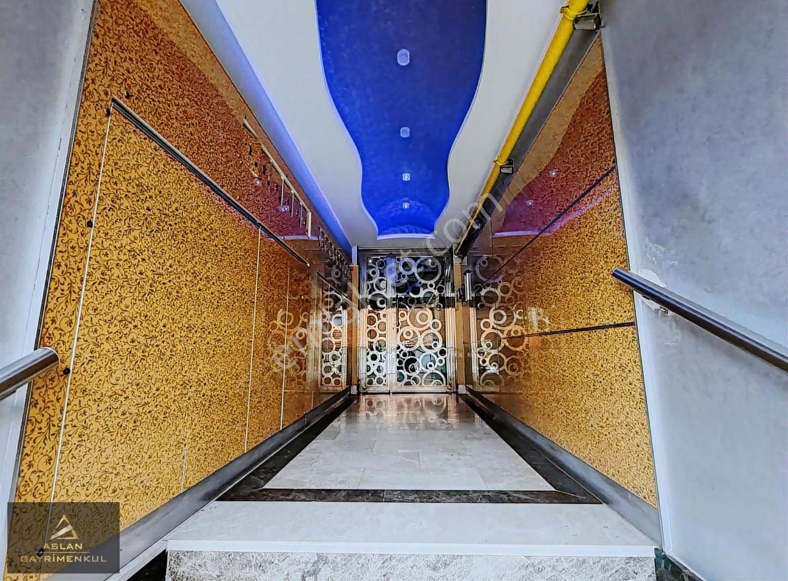 K.yaka Şömine Teras Asansör Doğalgaz Otopark 180 M2 Dublex Daire - Görsel 33