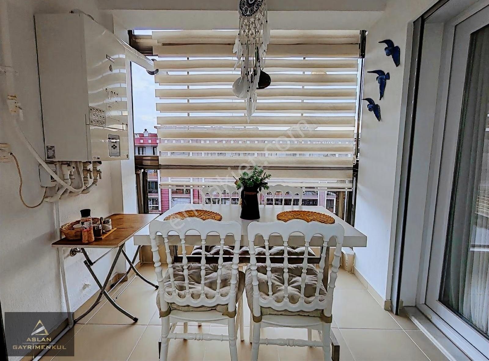 K.yaka Şömine Teras Asansör Doğalgaz Otopark 180 M2 Dublex Daire - Görsel 3