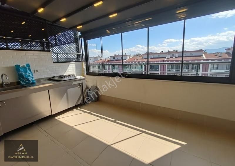 K.yaka Şömine Teras Asansör Doğalgaz Otopark 180 M2 Dublex Daire - Görsel 10