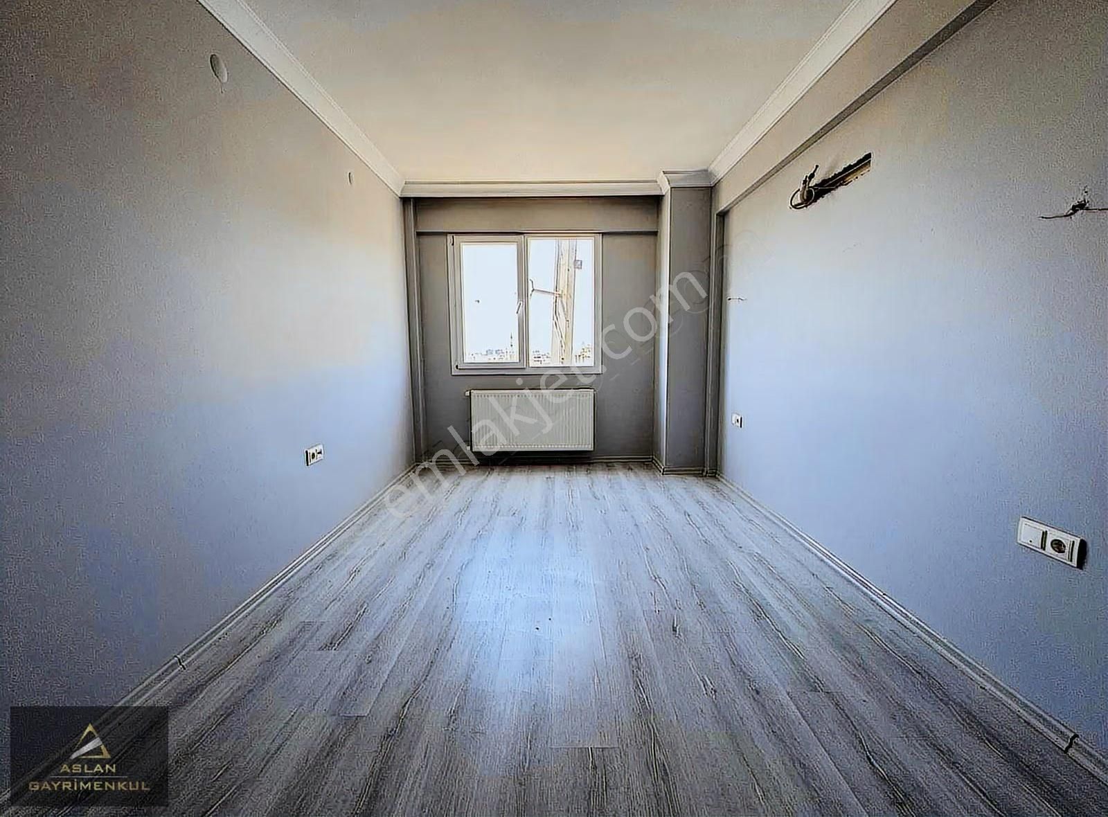 Aslan'dan Cadde Üzerinde,arakat Kiralık 3+1 Daire - Görsel 16