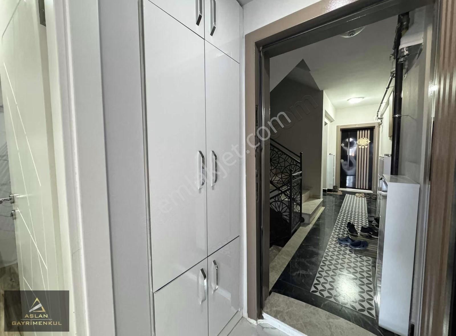 Aslan'dan Cadde Üzerinde,arakat Kiralık 3+1 Daire - Görsel 2