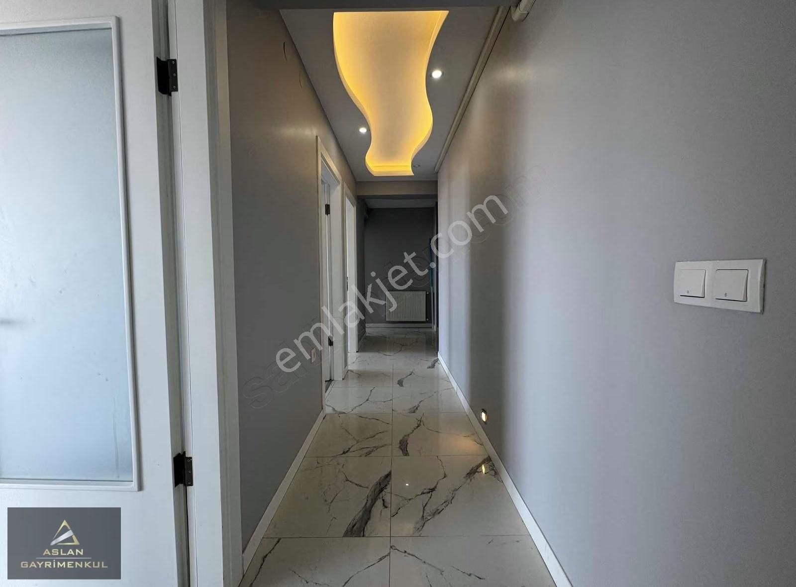 Aslan'dan Cadde Üzerinde,arakat Kiralık 3+1 Daire - Görsel 9