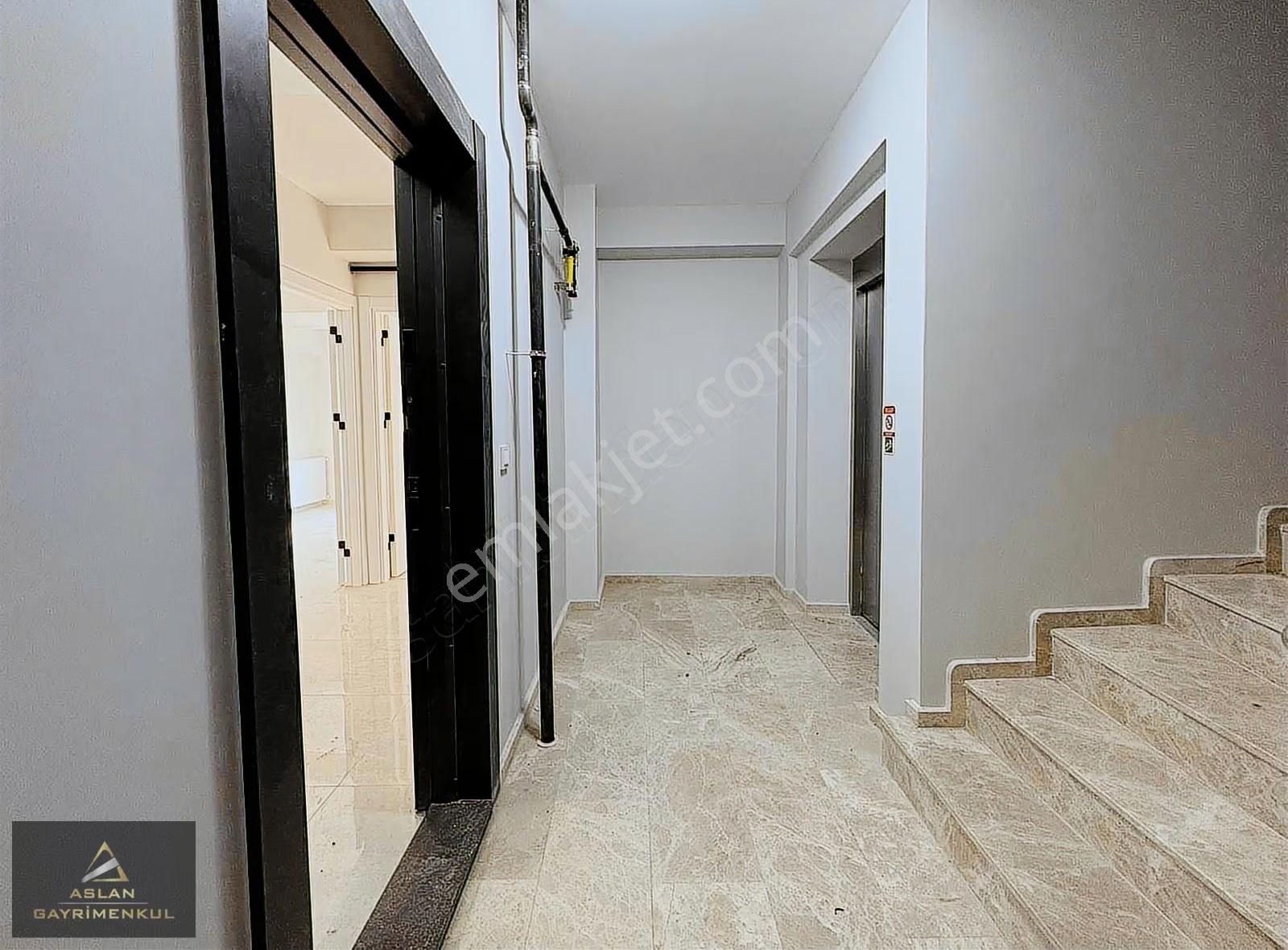 Aslandan Yeni Girne Caddesi Yakını Satılık Sıfır Daire - Görsel 2