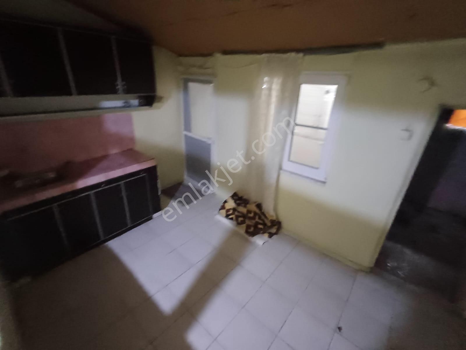 Pak Yapıdan Eşyasız Kiralık İki Katlı Müstakil Ev - Görsel 16
