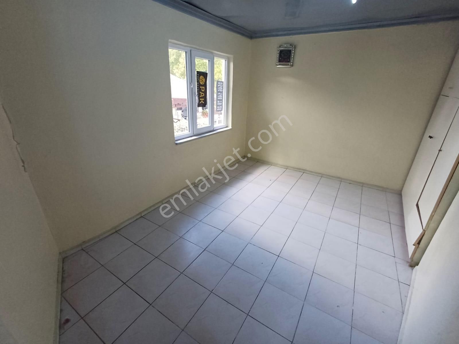 Pak Yapıdan Eşyasız Kiralık İki Katlı Müstakil Ev - Görsel 9