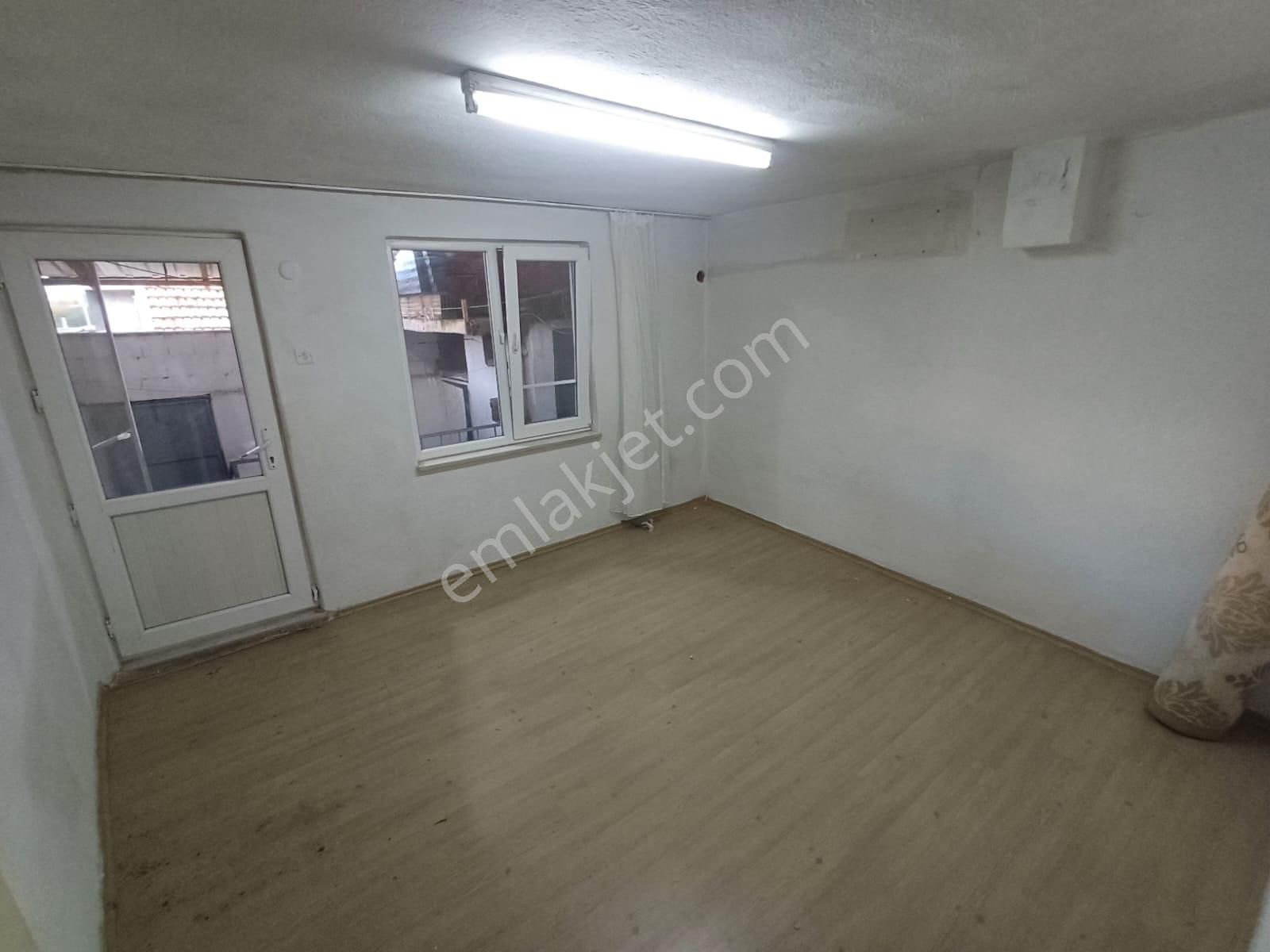 Pak Yapıdan Eşyasız Kiralık İki Katlı Müstakil Ev - Görsel 15