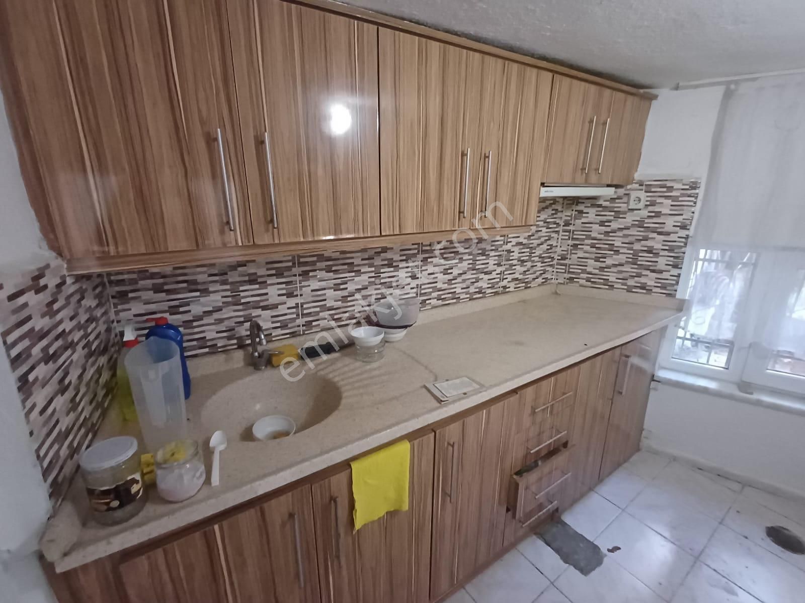Pak Yapıdan Eşyasız Kiralık İki Katlı Müstakil Ev - Görsel 2