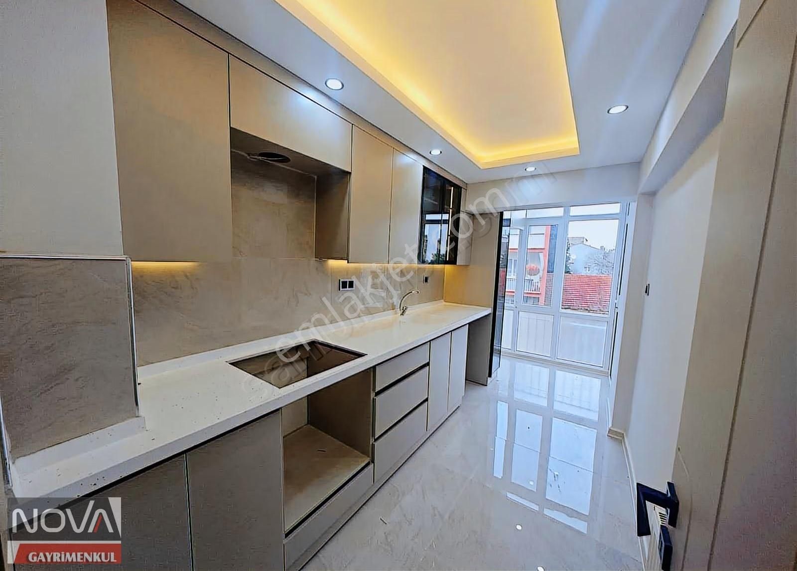 Nova'dan Cadde Üzerinde 2+1 90m2 3.kat Full Lüxx Satılık Daire - Görsel 15