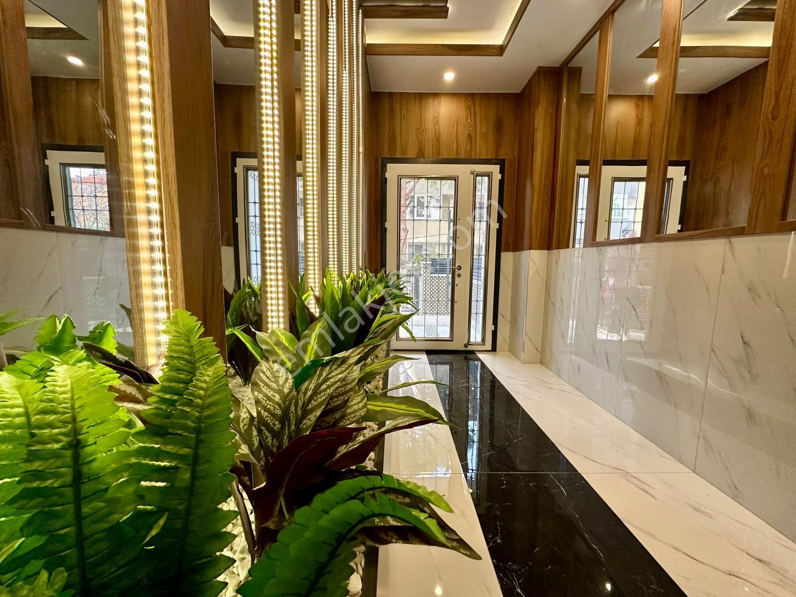 ꧁akçay Ay Emlak'tan꧂burhaniye Ören Bahçelievler'de Şık Tasarım Köşe Ön Cephe Satılık 1+1 Lüks Daire - Görsel 23