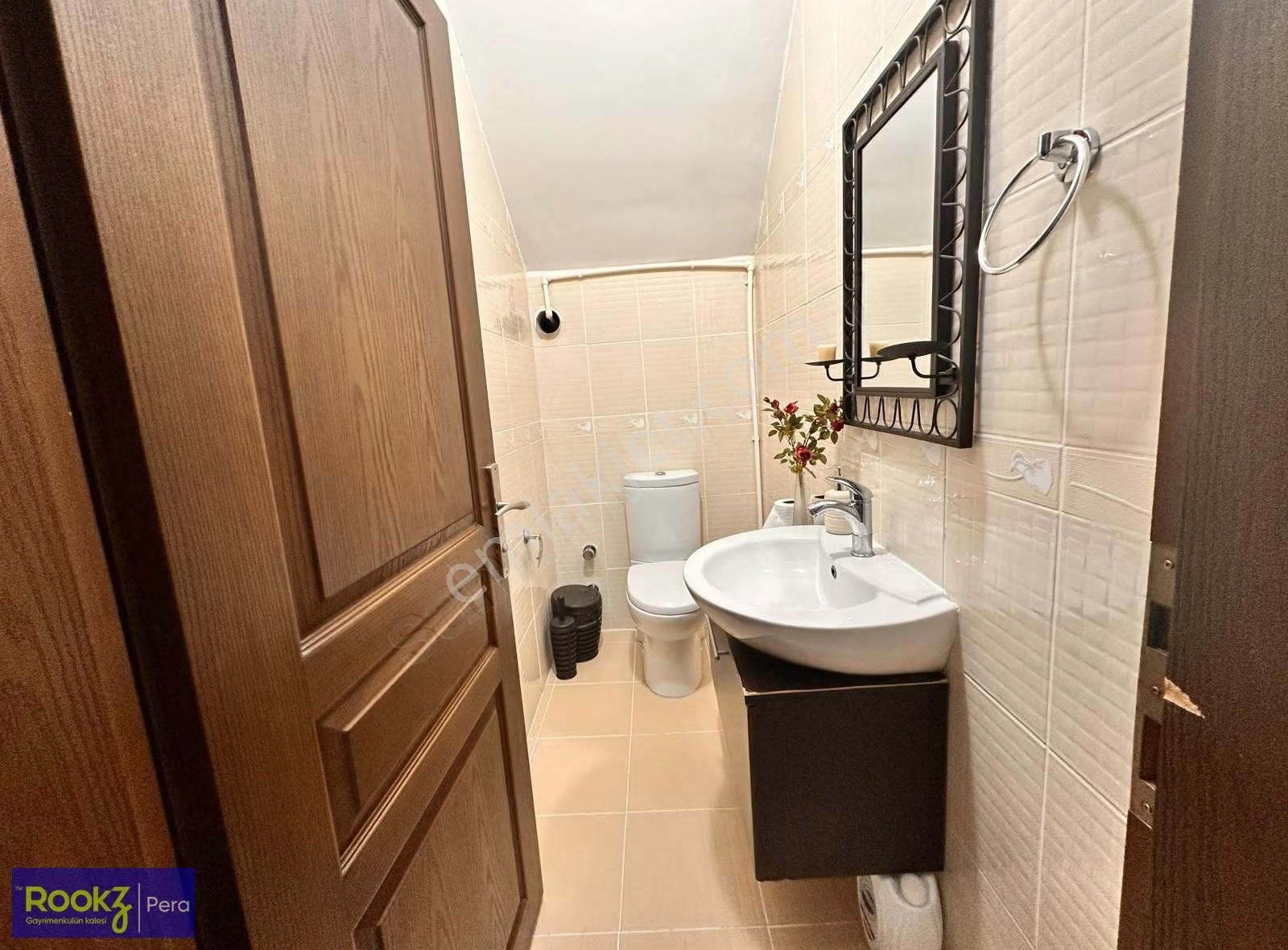 Adapazarı Şeker Mahallesi | Yüksek Tavanlı 4+1 Çatı Dubleks - Görsel 8