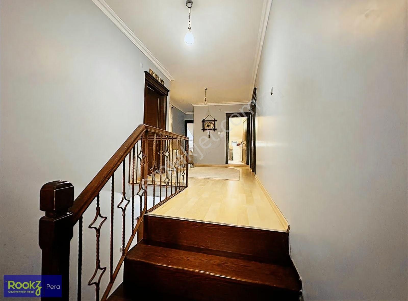 Adapazarı Şeker Mahallesi | Yüksek Tavanlı 4+1 Çatı Dubleks - Görsel 7