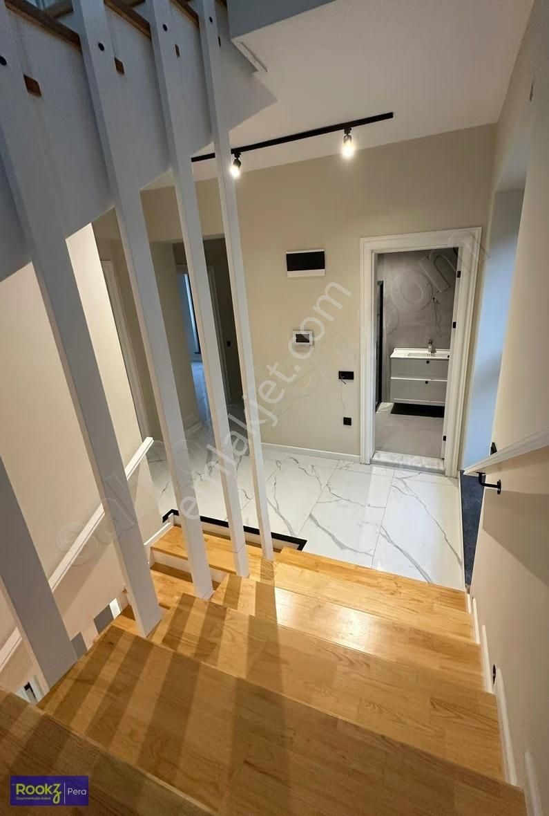 Serdivan Bahçelievlerde Prestijli Konumda, Teraslı 4+1 Villa - Görsel 10