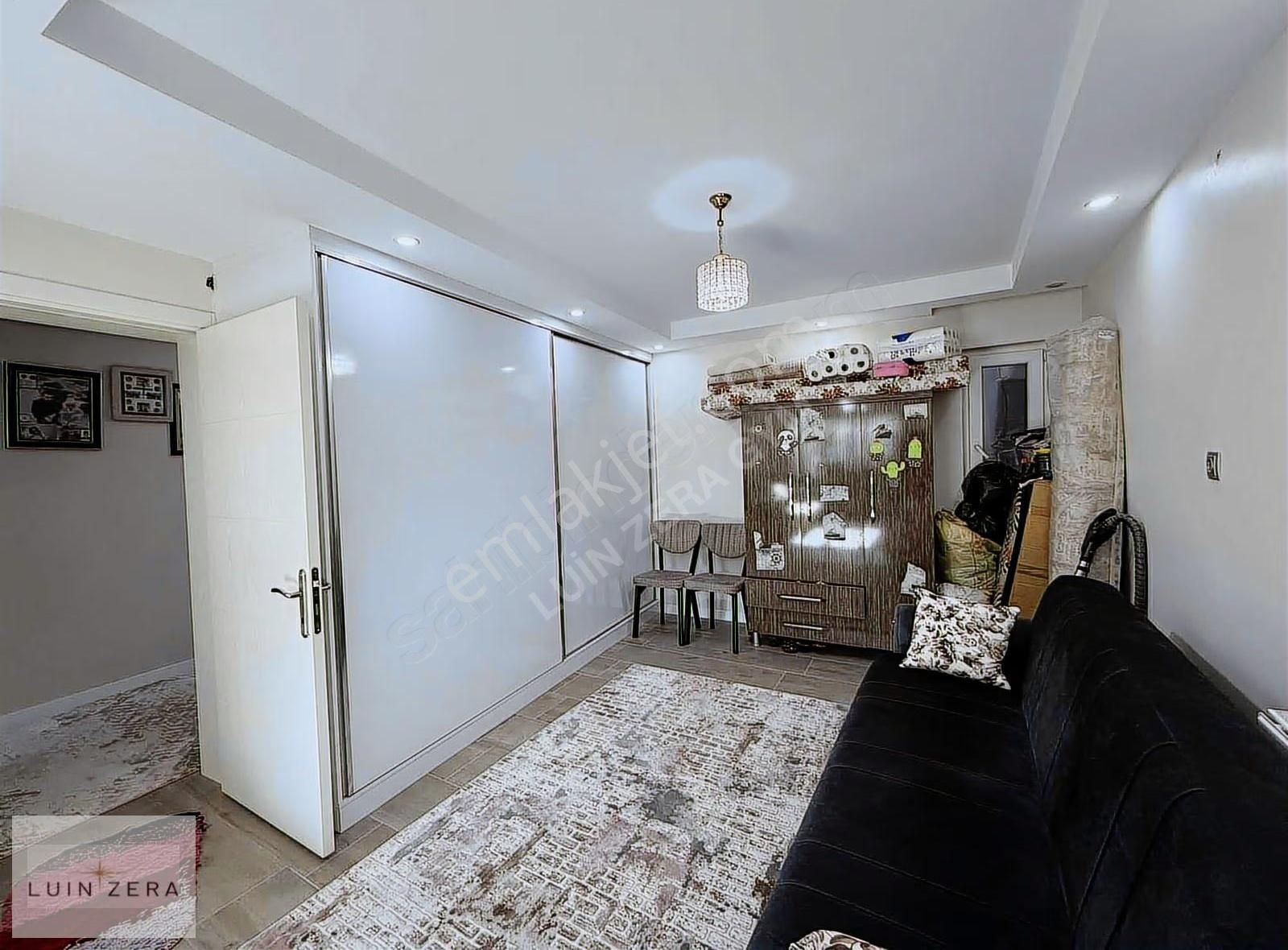 Akkonak Yeşilköy Cadde Emsalsiz Kendine Ait Bahçeli *3+1 *150m2* - Görsel 2