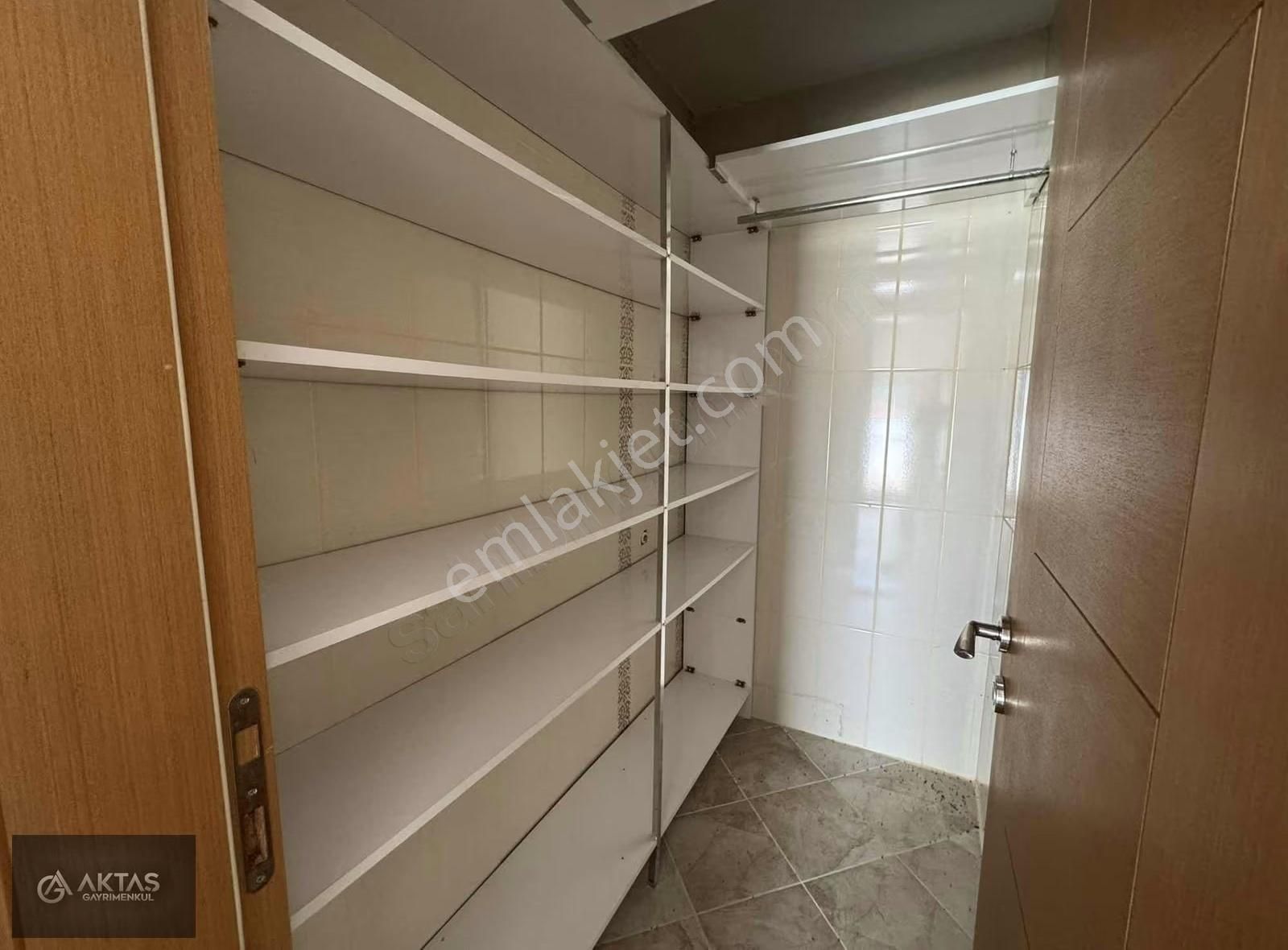 Aktaş Gayrimenkul'den Avmler Yakını Lux Site İçi Kiralık Dublex - Görsel 2