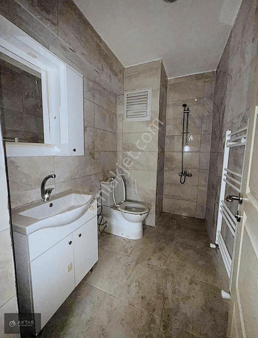 Karapürçek Cumhuriyet Mahallesinde 3+1 120 M2 Kiralık Daire - Görsel 4