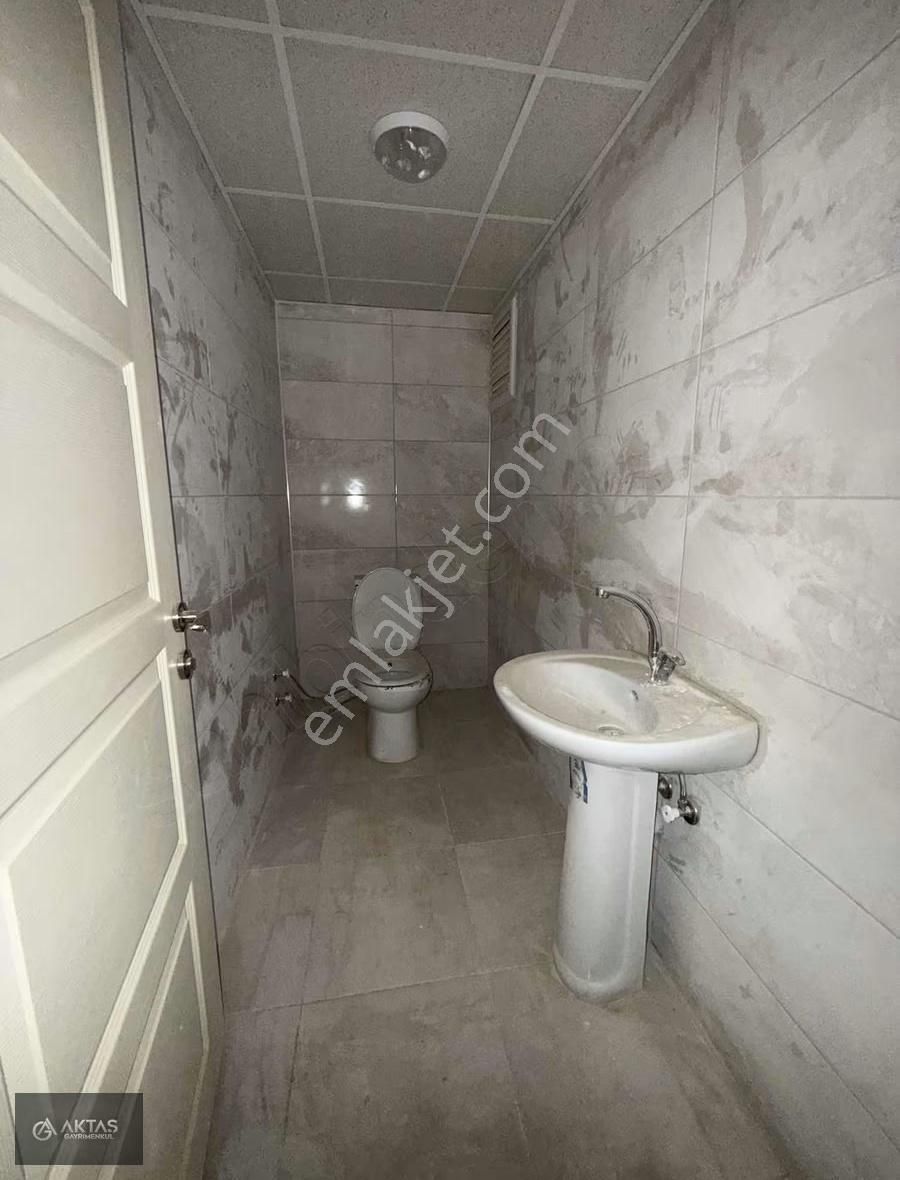 Karapürçek Cumhuriyet Mahallesinde 3+1 120 M2 Kiralık Daire - Görsel 6