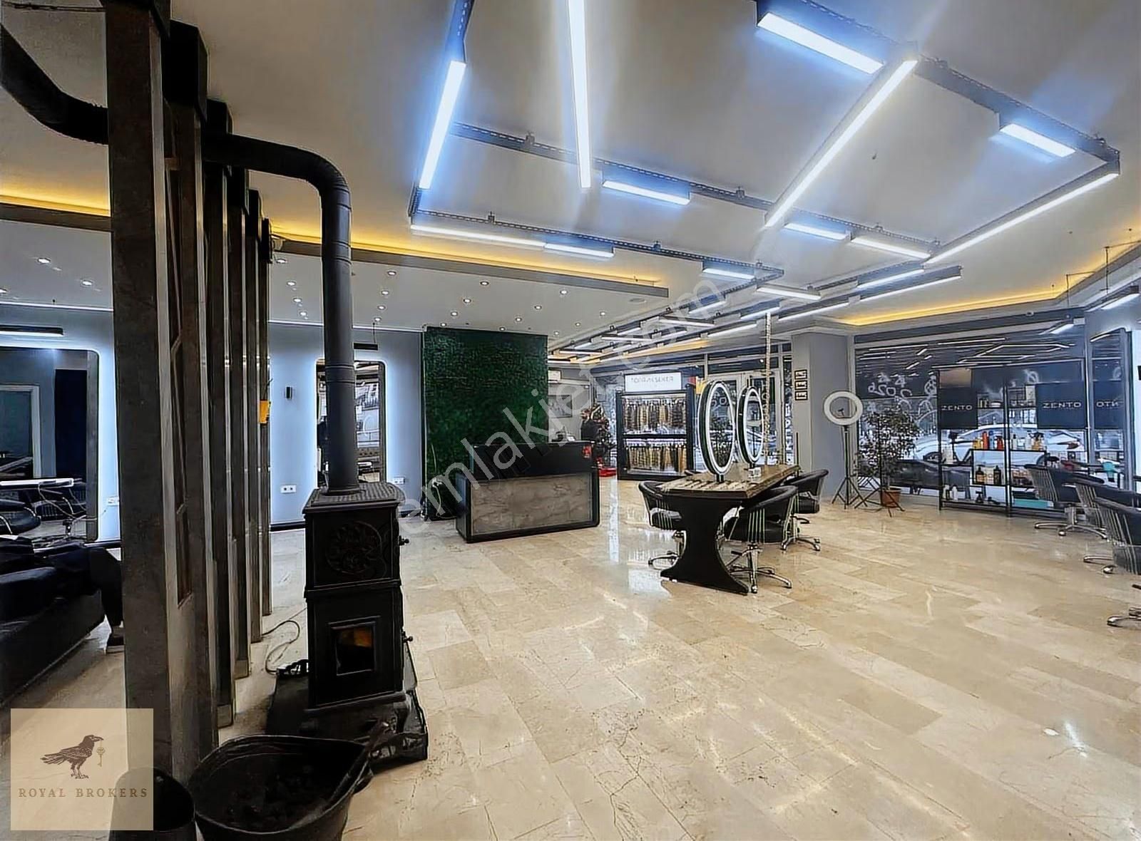 Turan Güneş, Kahire Cad. Üzerinde Devren Kiralık Dükkan 200 M2