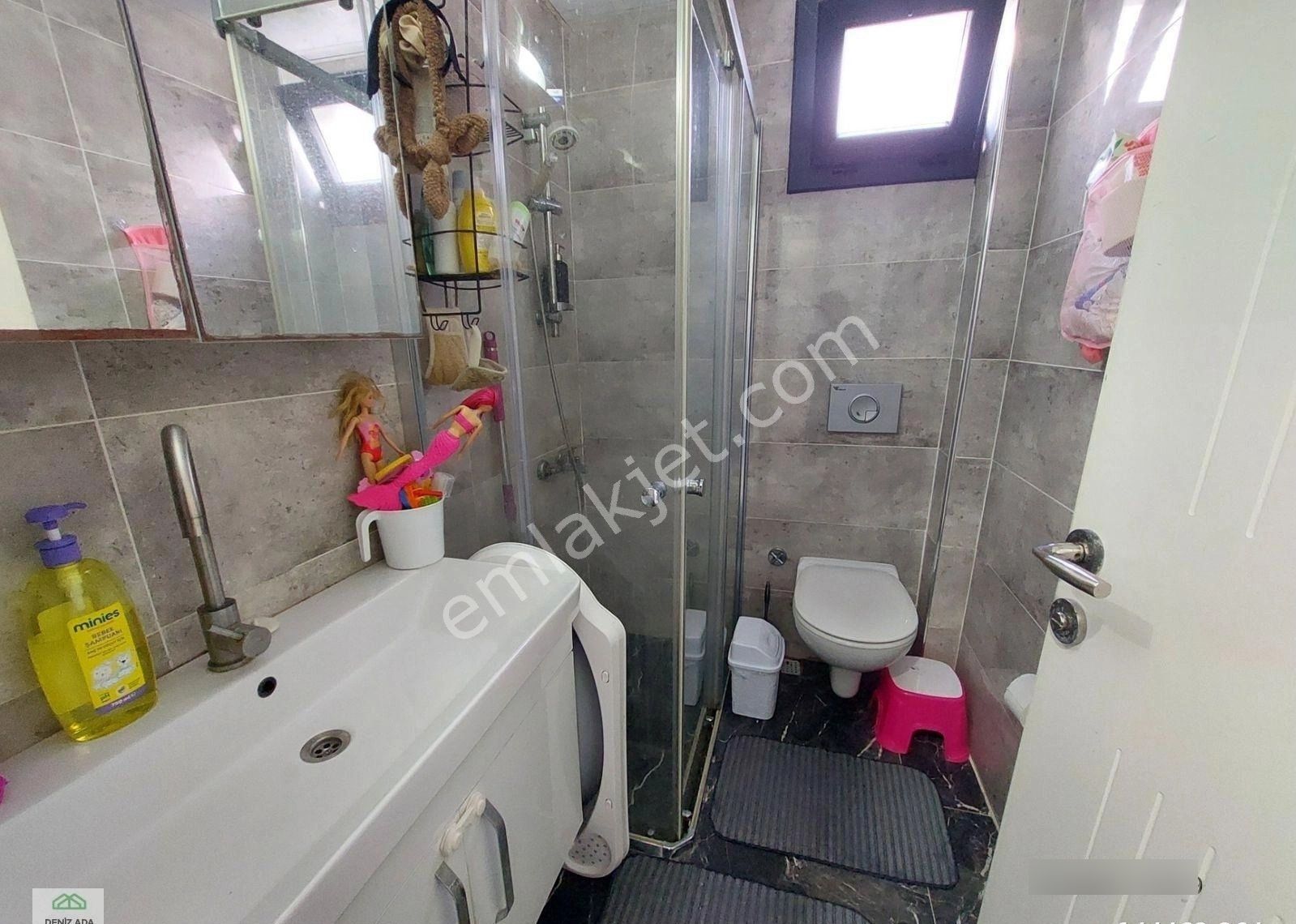 Kuşadası'nda Havuzlu St Doğalgazlı Arakat 2+1 Satılık Rezidans - Görsel 17