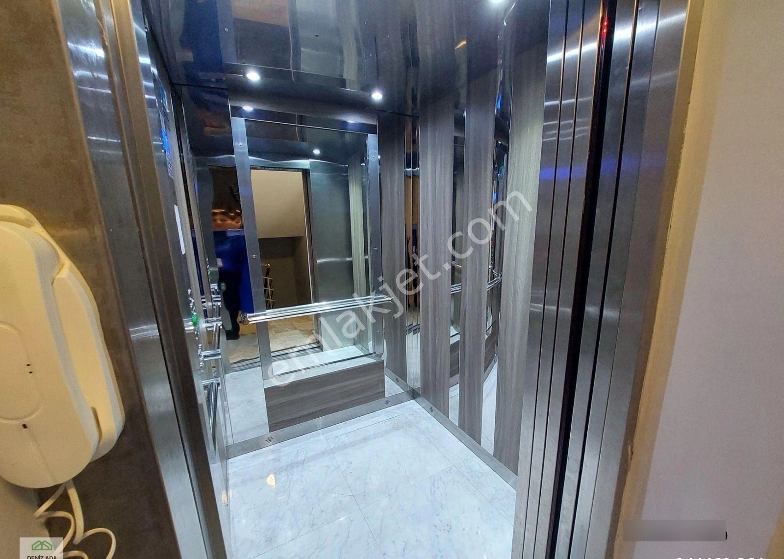 Kuşadası'nda Havuzlu St Doğalgazlı Arakat 2+1 Satılık Rezidans - Görsel 18