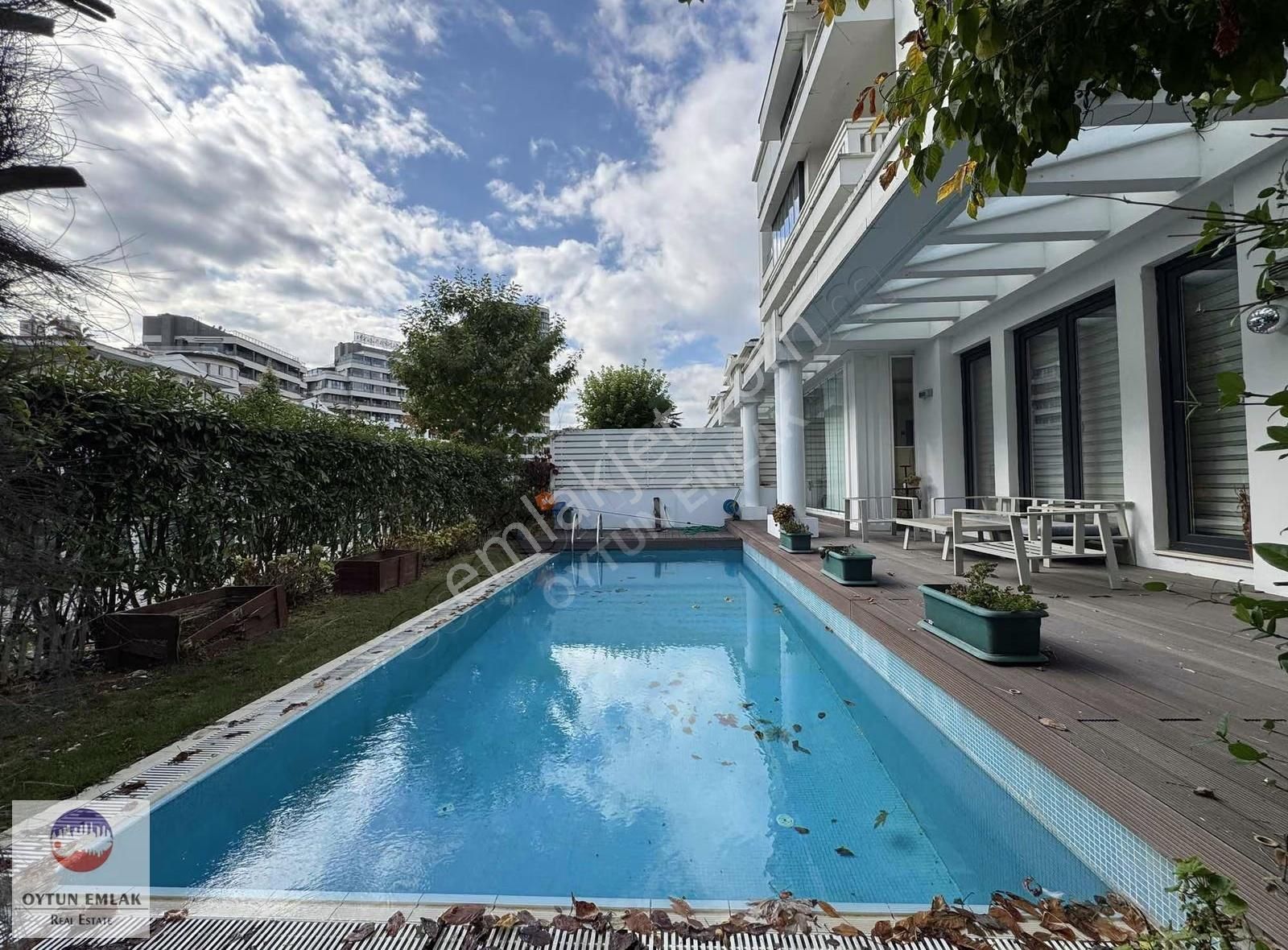 İstanbul Sarayları Havuzlu Bahçe Katı Satılık 4+1 Daire 258 M² - Görsel 5