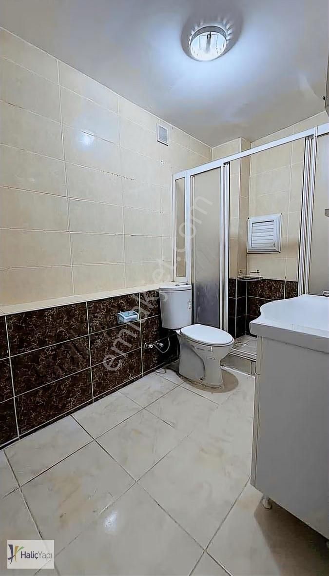 Perpa Metrobüse Ve Hastaneye Yakın Kiralık 1+1 - Görsel 2