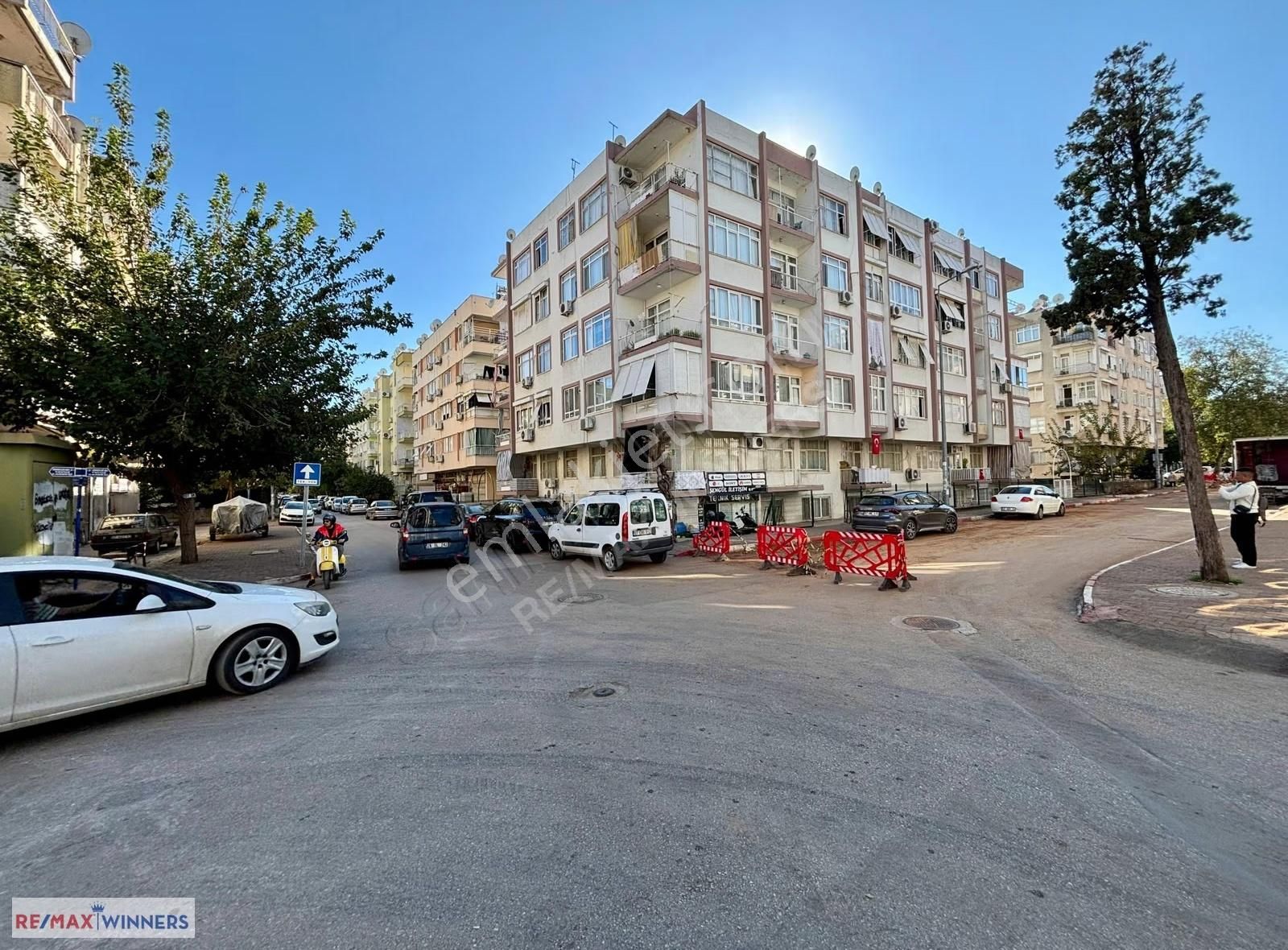 Memurevleri Mahallesinde Kiralık Dükkan
