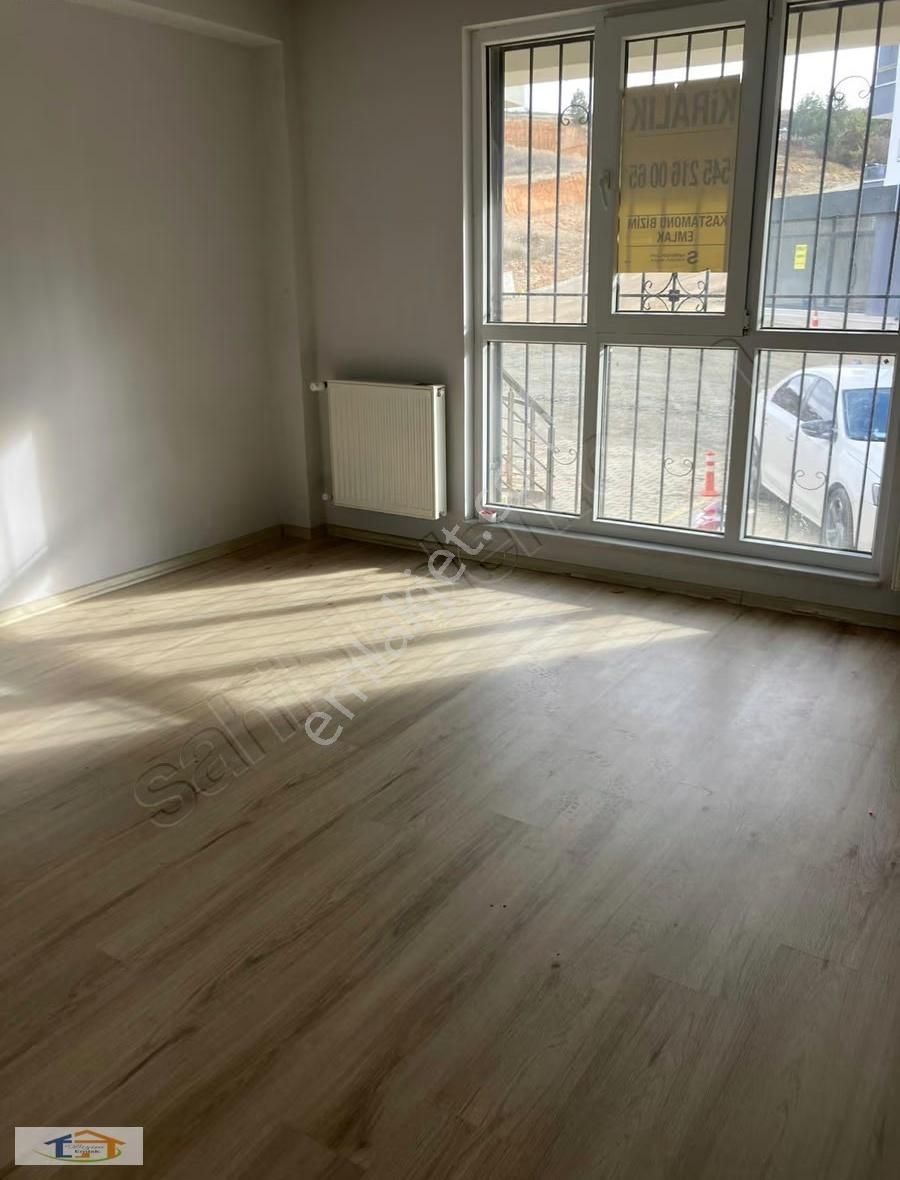 Bizim Emlaktan Tosya Yolunda Rota Yapıda Kiralık 2+1 Daire - Görsel 6