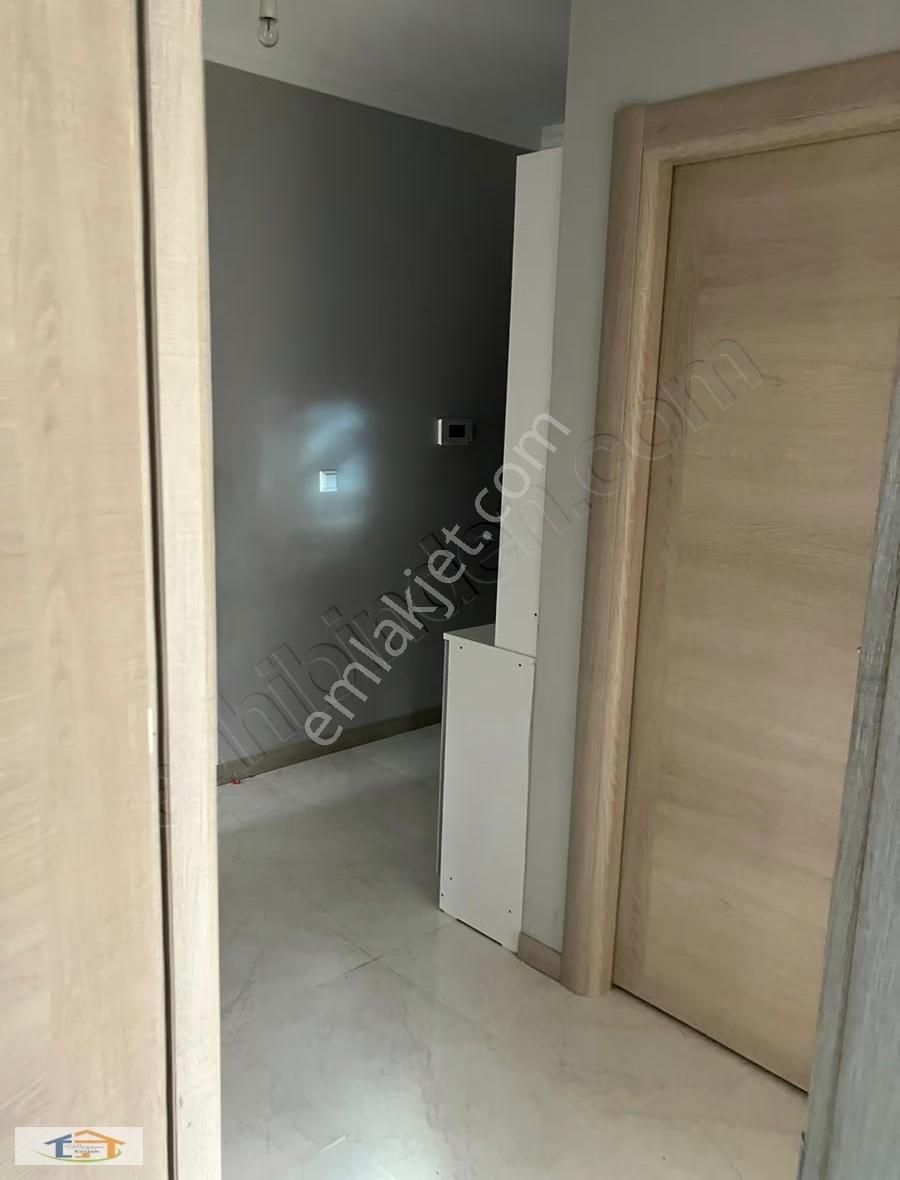 Bizim Emlaktan Tosya Yolunda Rota Yapıda Kiralık 2+1 Daire - Görsel 16