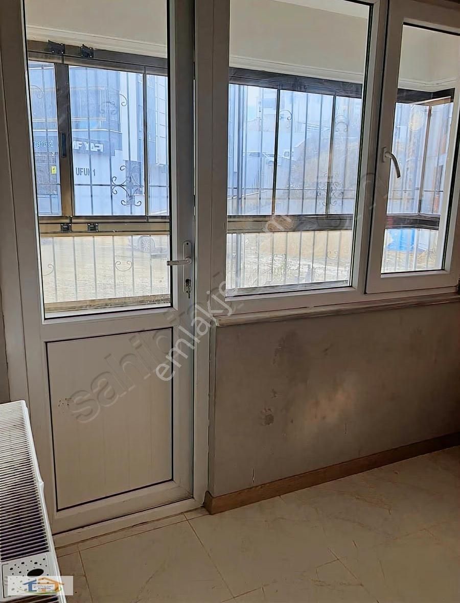 Bizim Emlaktan Tosya Yolunda Rota Yapıda Kiralık 2+1 Daire - Görsel 5