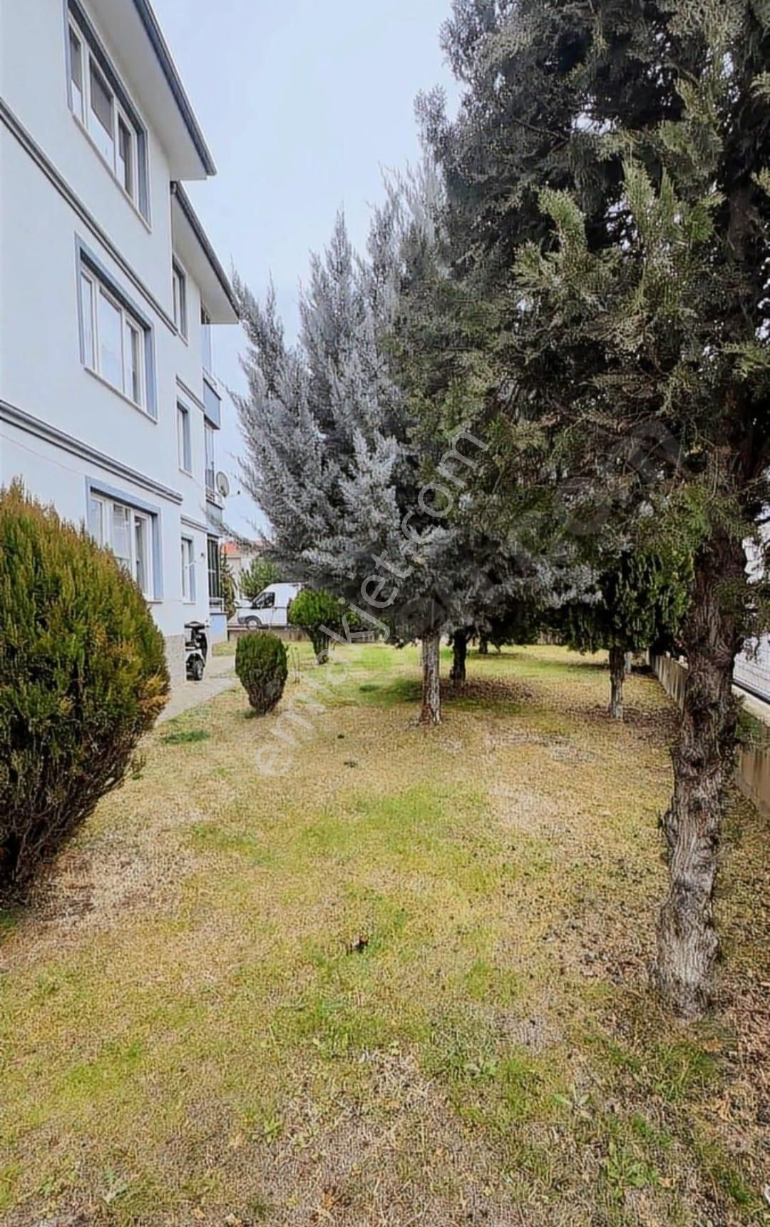 İnegöl Alanyurt'un Merkezi Konumunda, Ferah Ve Kullanışlı Daire - Görsel 5