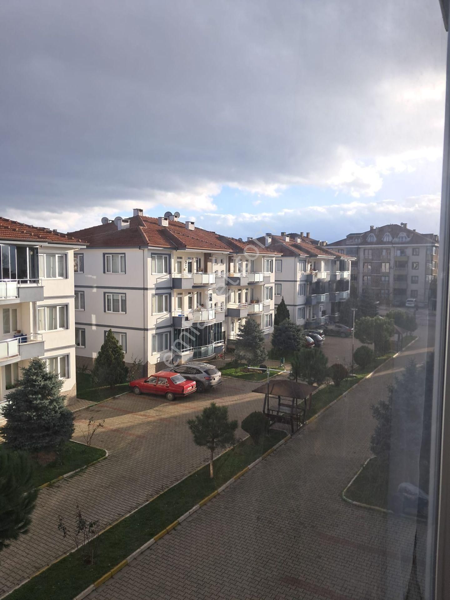 İnegöl Alanyurt'un Merkezi Konumunda, Ferah Ve Kullanışlı Daire - Görsel 15