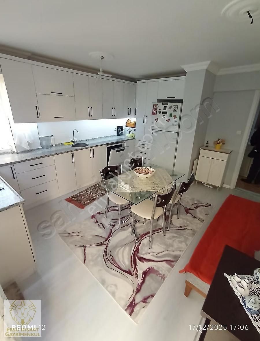 Ersü'den Deniz Ve Şehir Manzaralı Doğalgazlı Asansörlü 3+1 Daire