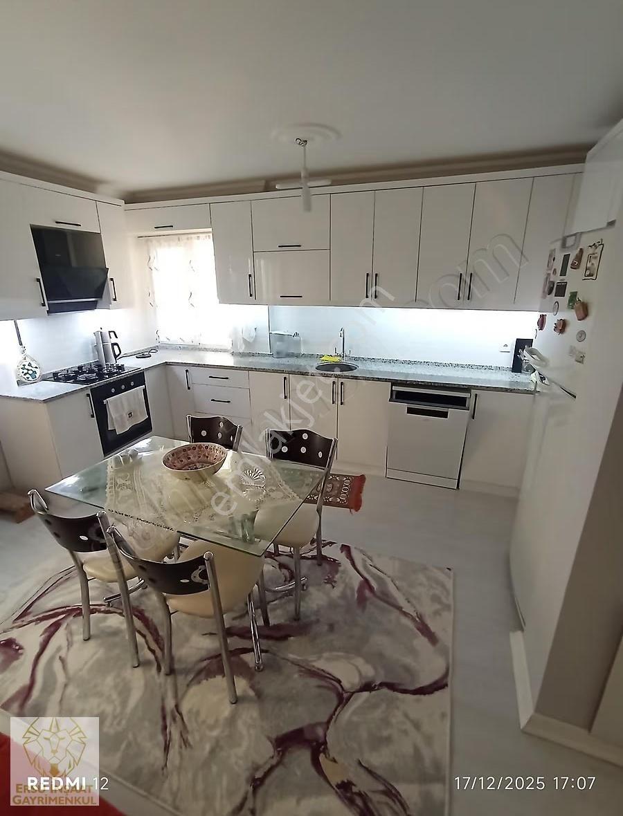 Ersü'den Deniz Ve Şehir Manzaralı Doğalgazlı Asansörlü 3+1 Daire - Görsel 11