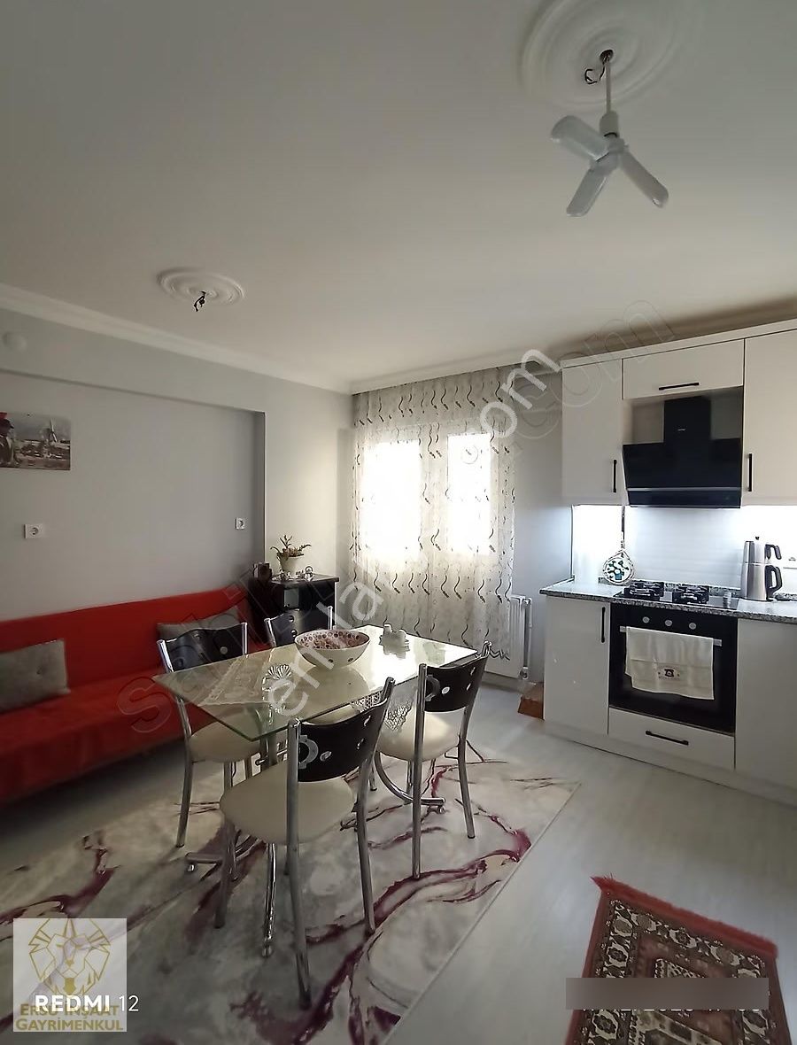 Ersü'den Deniz Ve Şehir Manzaralı Doğalgazlı Asansörlü 3+1 Daire - Görsel 3