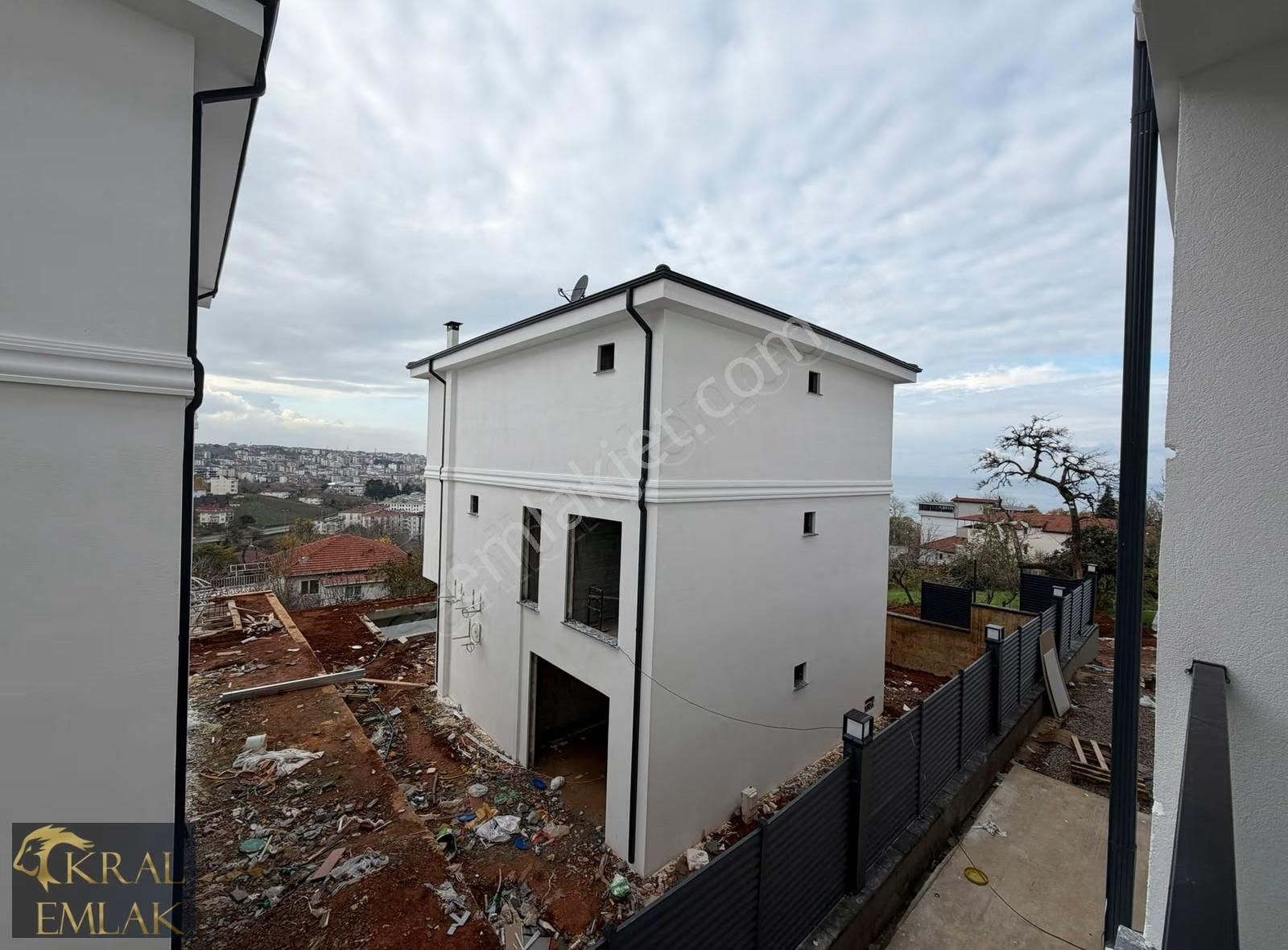 Ayazlı Mah Site İçinde Havuzlu Lüks Sıfır Satılık 1+1 Daire - Görsel 2