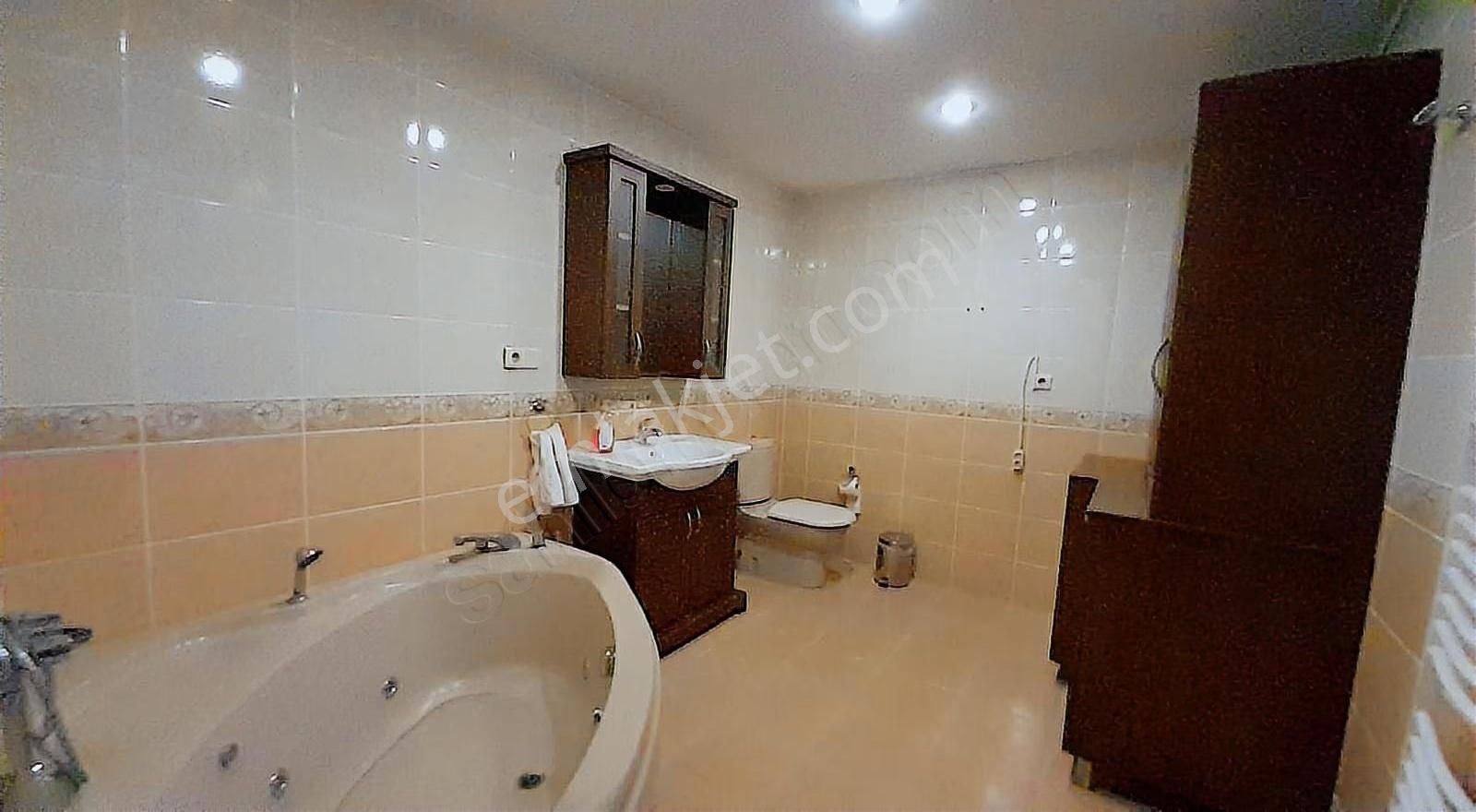 Ataşehir T.özal Bulvarında Özel Tasarım 4+2 Süper Dubleks Daire - Görsel 5