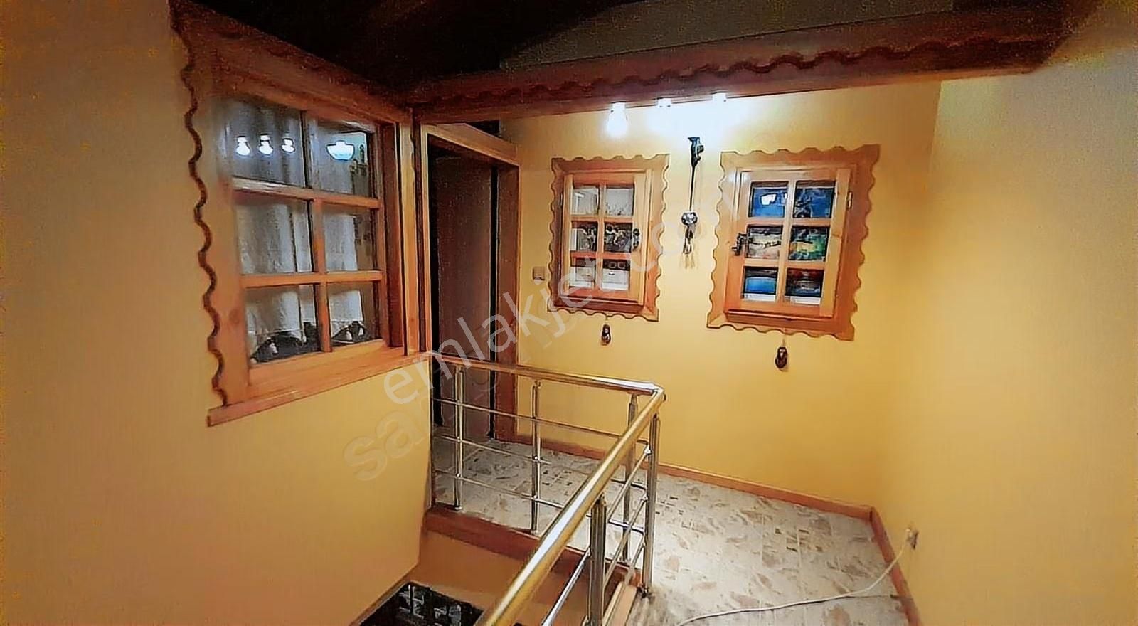 Ataşehir T.özal Bulvarında Özel Tasarım 4+2 Süper Dubleks Daire - Görsel 4