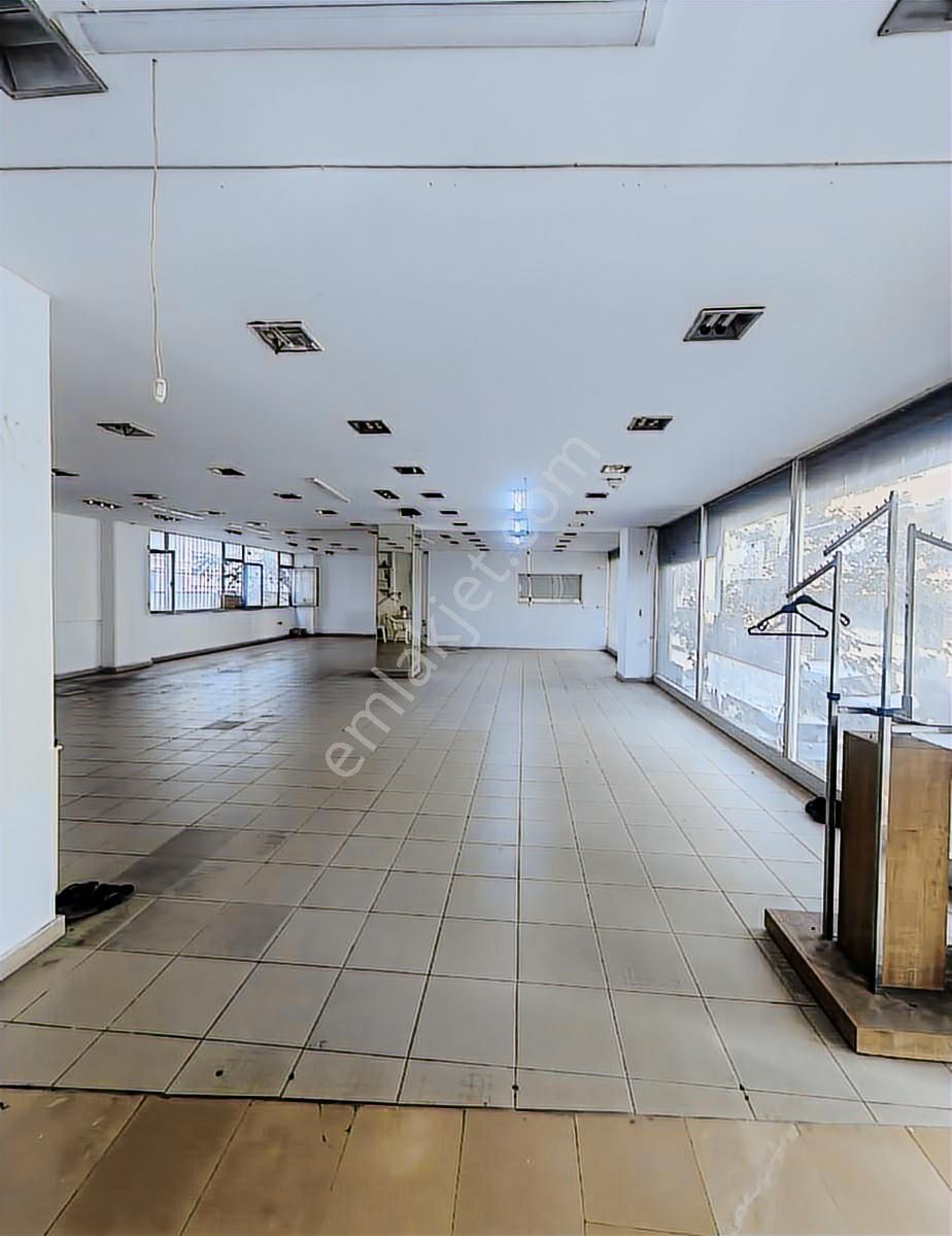Güneşli 15 Temmuz Da Kiralık 180 M2 Yüksek Giriş İşyeri İşhanı
