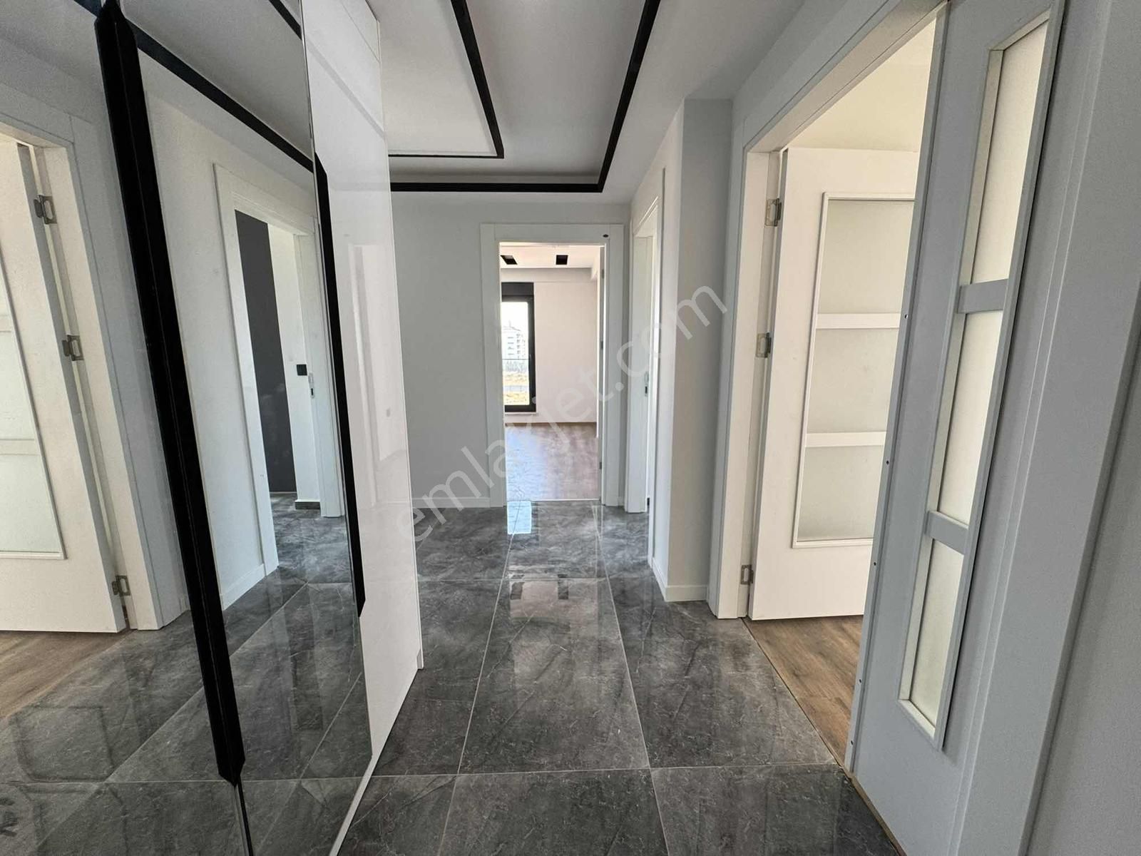 Fevzi Çakmakda Havuzlu K.otoparklı Arakat 3+1 Lüks Satılık Daire - Görsel 23