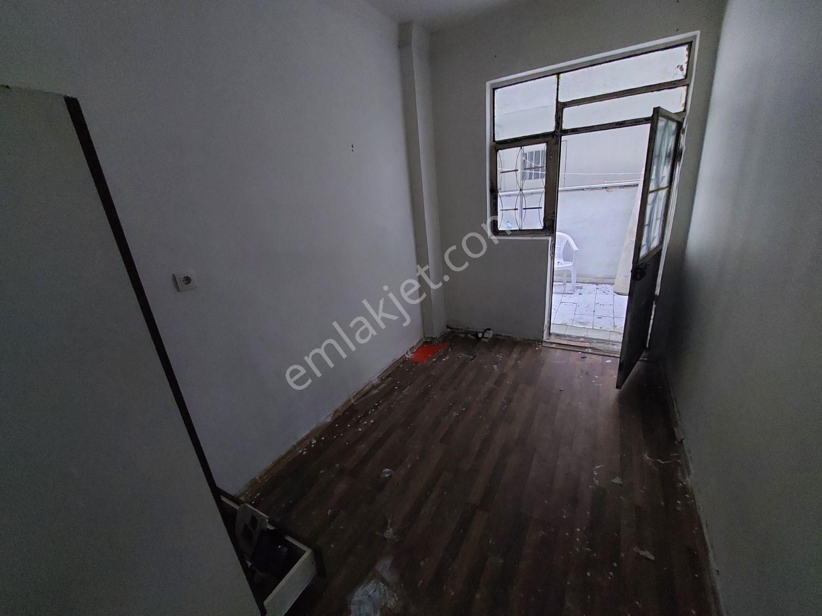 Mimar Emlak'tan Mehmet Akifte 1+0 Stüdyo Daire