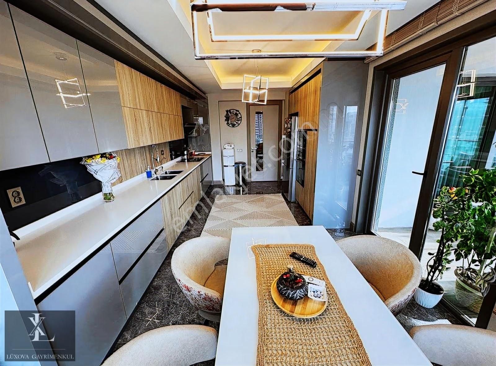 Ovacık Bulvar'da Emsallerinden Ayrıcalıklı Ultra Lüx 4+1 Daire - Görsel 17