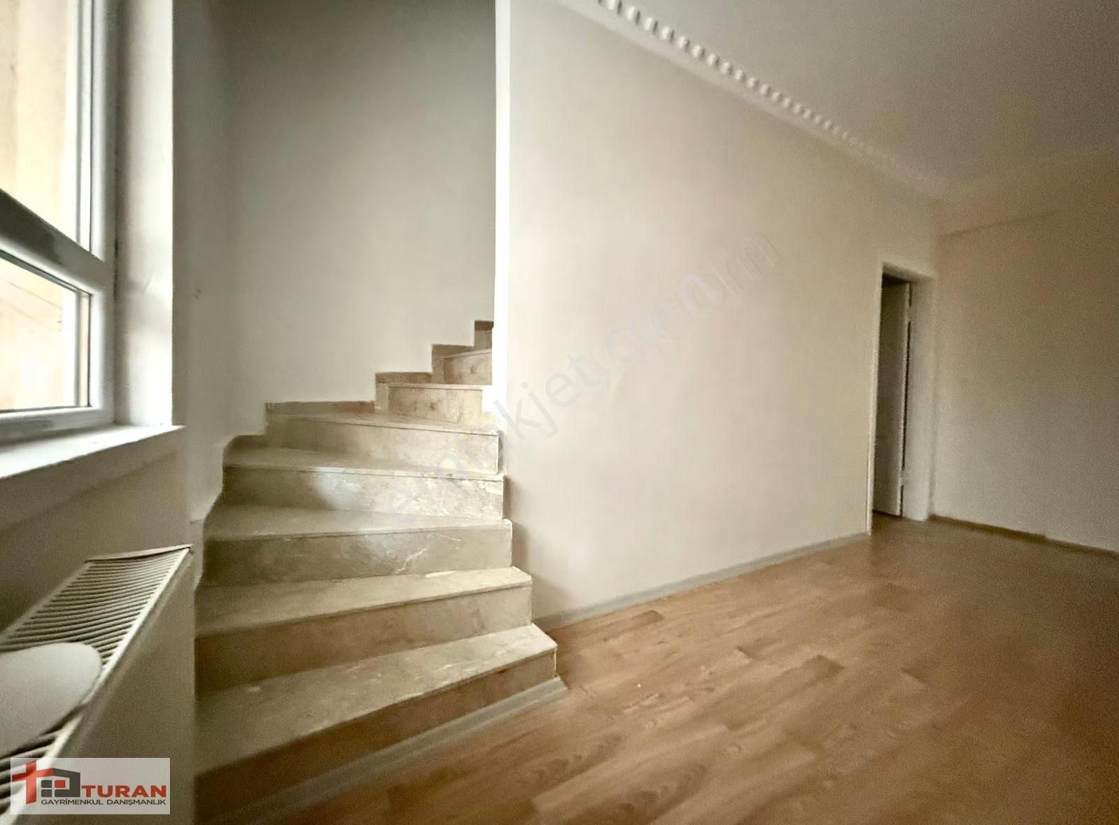 Turan'dan Karakol Yakını & İskanlı Asansörlü Boş Ters Dublex 3+1 - Görsel 8