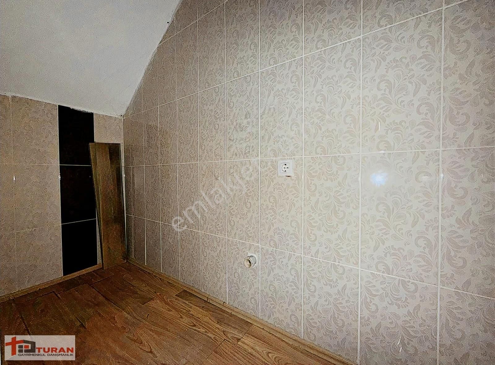 Turan'dan Karakol Yakını & İskanlı Asansörlü Boş Ters Dublex 3+1 - Görsel 12