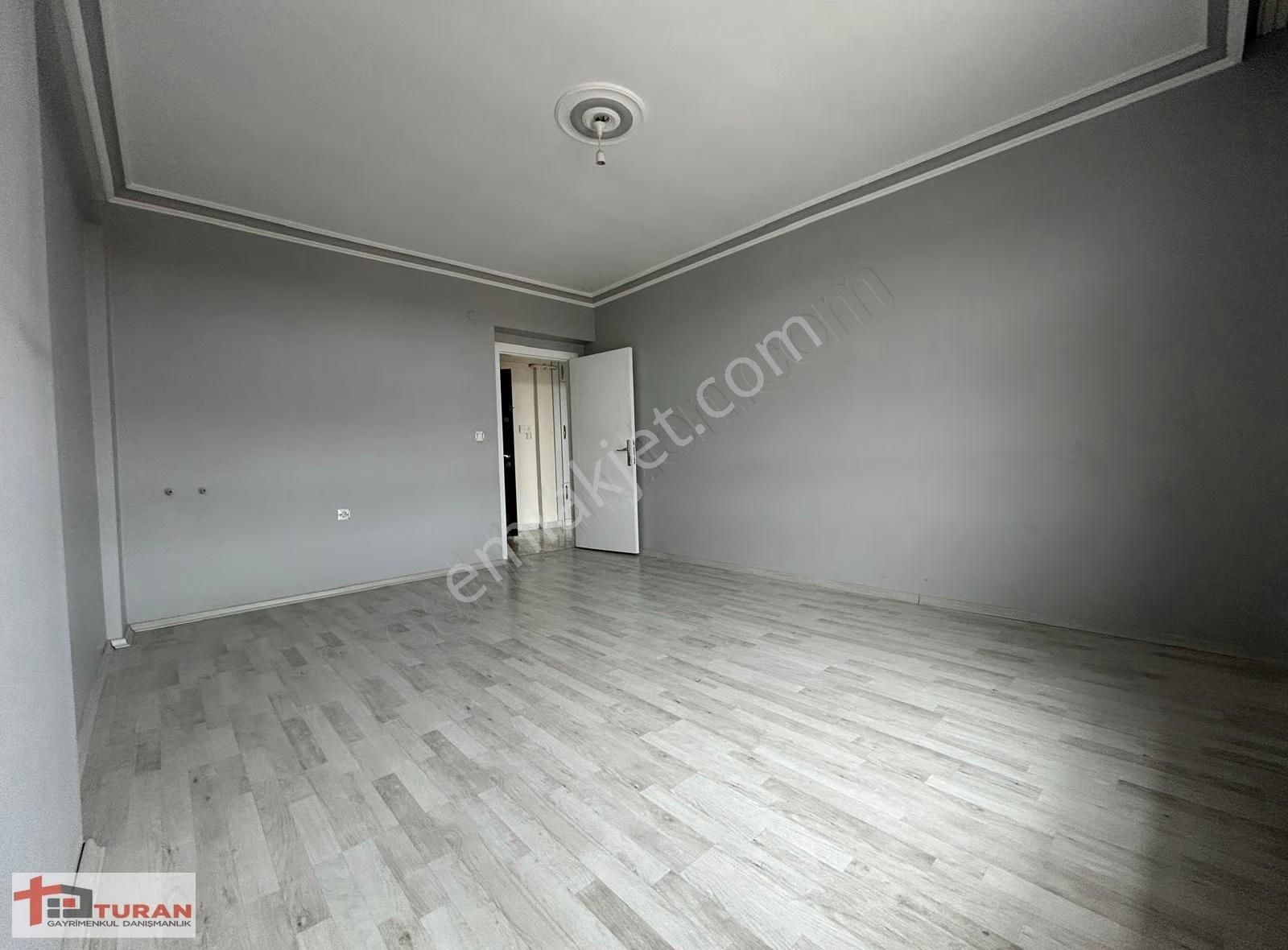 Yükseltepe'de Ara Katta Yapılı 3+1 Vestiyerli Kiralık Dair** - Görsel 12