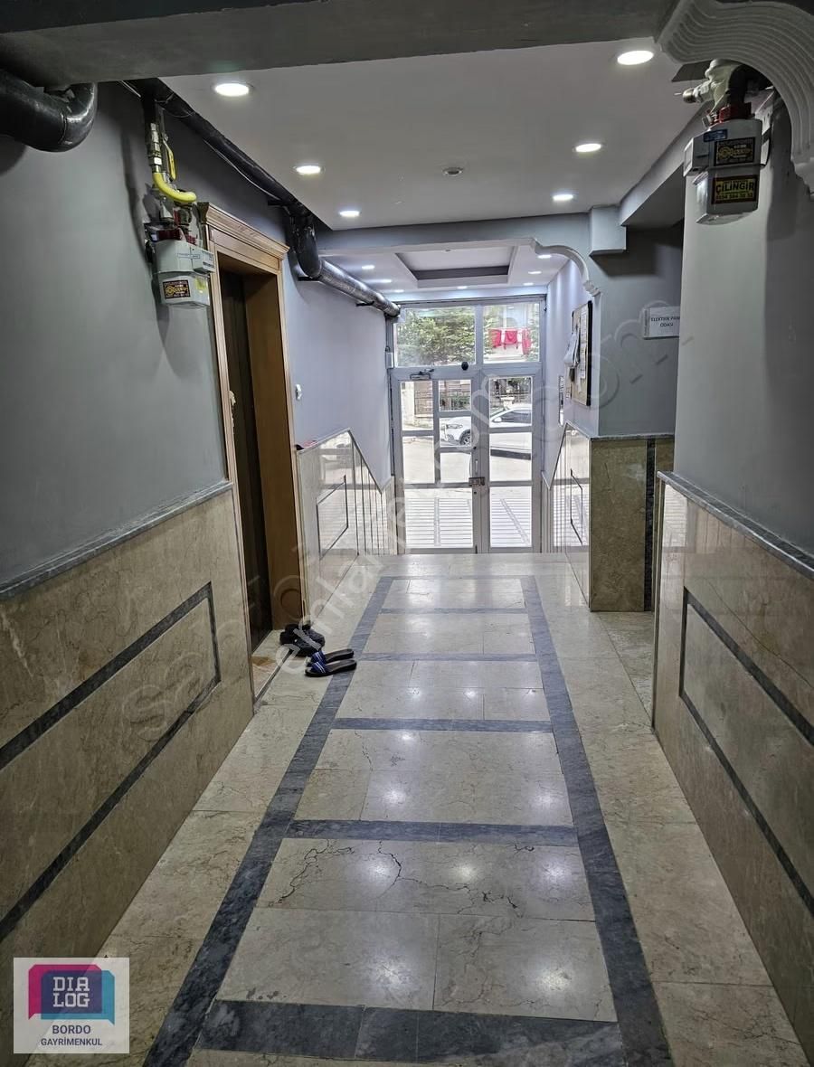 Topcu Mah.de Geniş 2+1 Y.giriş Yeni Bina Guney Batı - Görsel 12