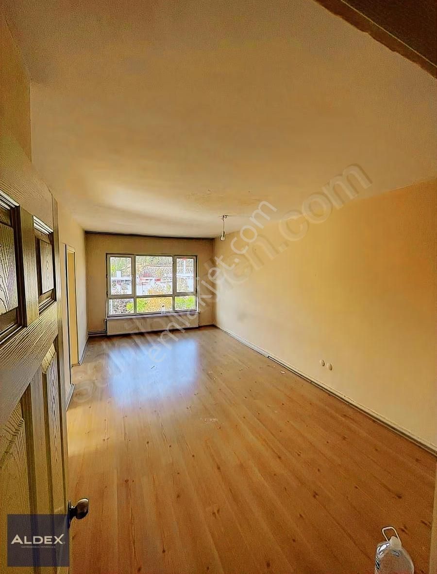 3+1 Demirlibahçe De İskanlı Fırsat Daire - Görsel 8