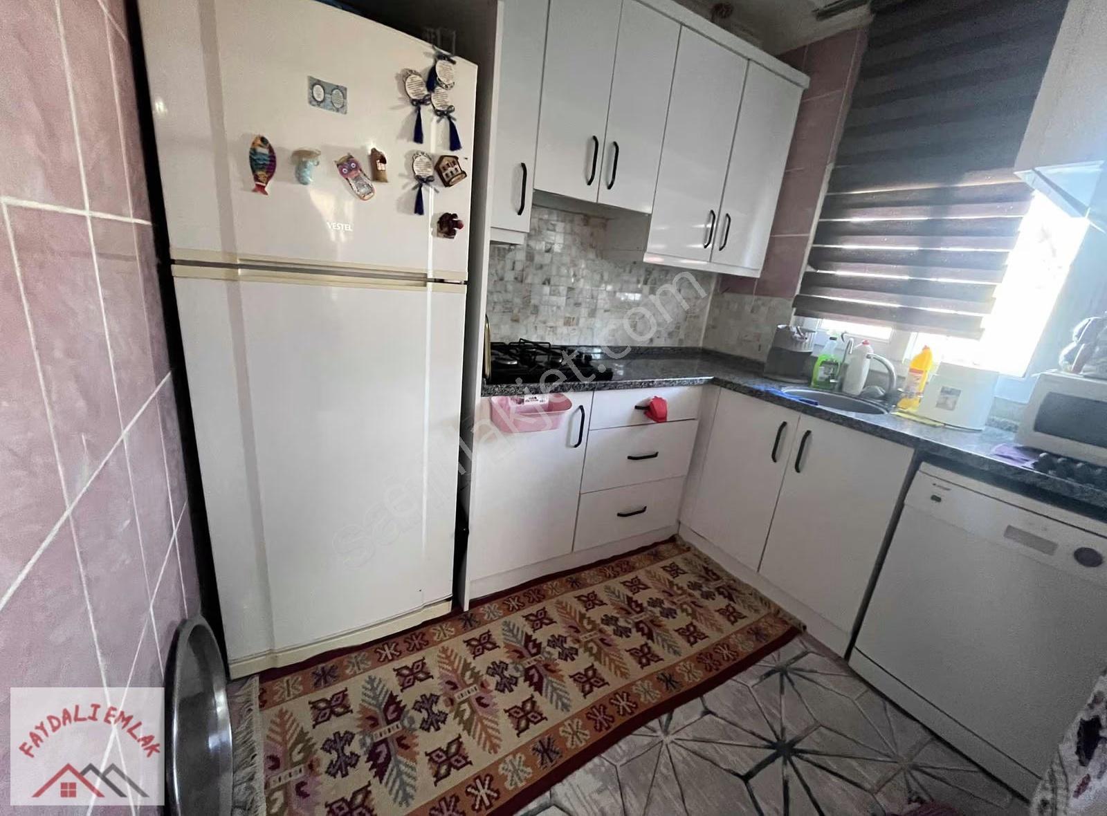 Salihlinin Nezih Köylerinden Pazarköy Mahallesinde Arsa+ev - Görsel 8