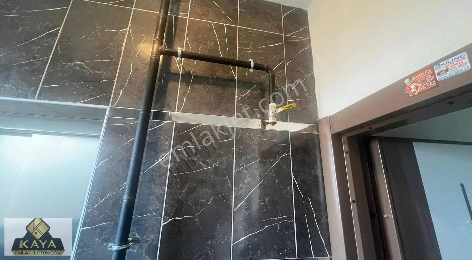 Kaya Emlaktan Çiftlik Caddesi Köşe Başında 3+1 110 M2 Doğalgazlı - Görsel 2