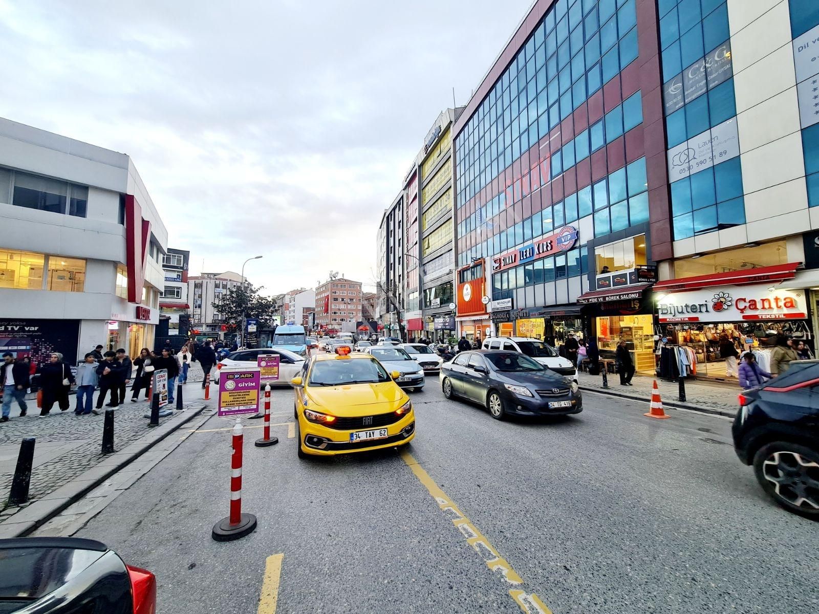 Alemdağ Caddesi Trafiğe Kapalı Kısmın 150m.gerisi#sondurak Mevki