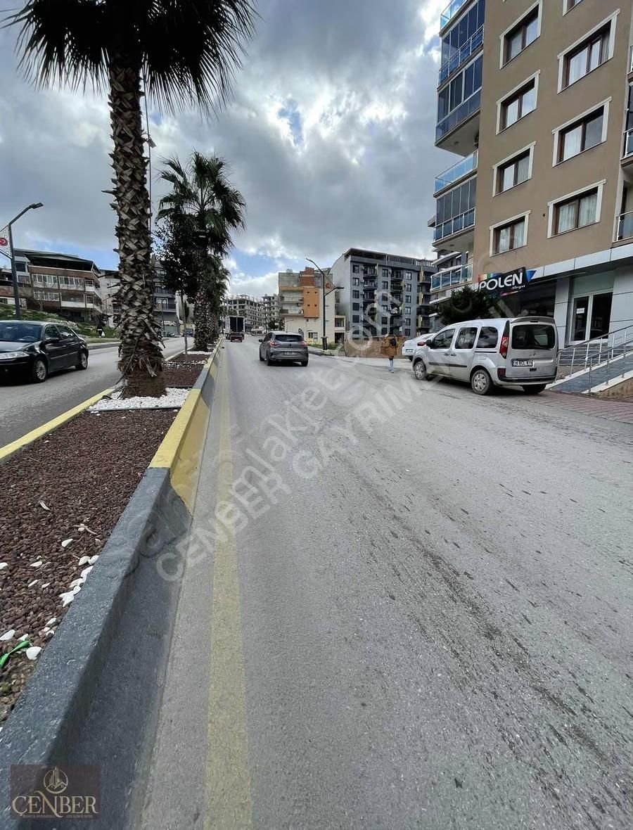 Çanakkale Asfaltına 100 Metre Ana Caddede Fırsat 3+1 Daire - Görsel 7